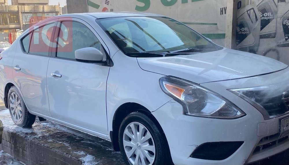 Nissan Versa